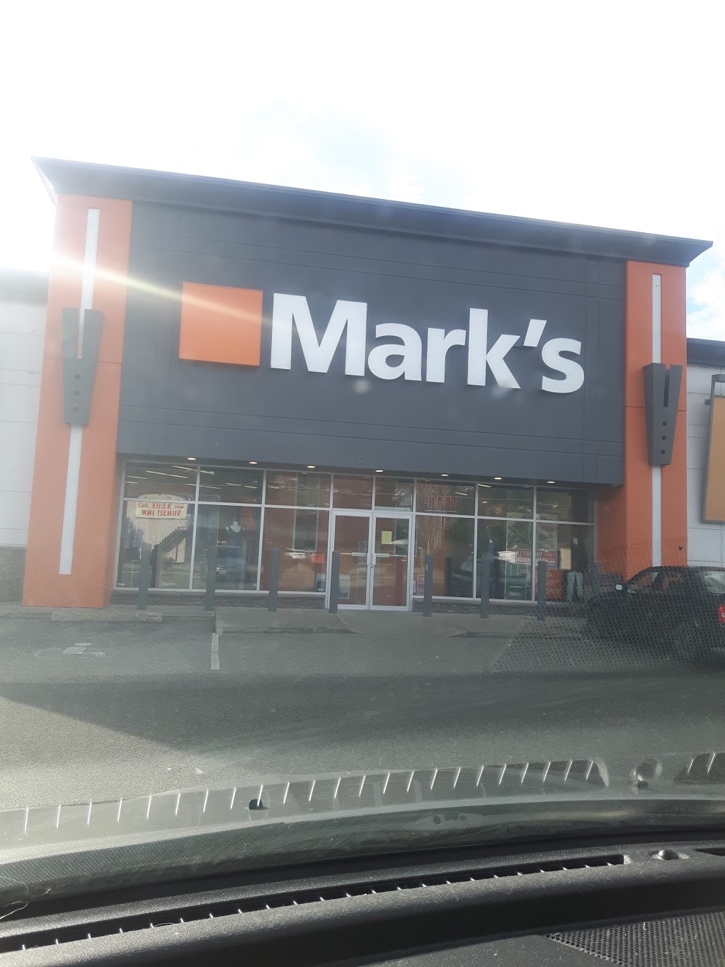 Marks | 2607 Skaha Lake Rd, Penticton, BC V2A 6E8, Canada | Phone: (250) 493-8448