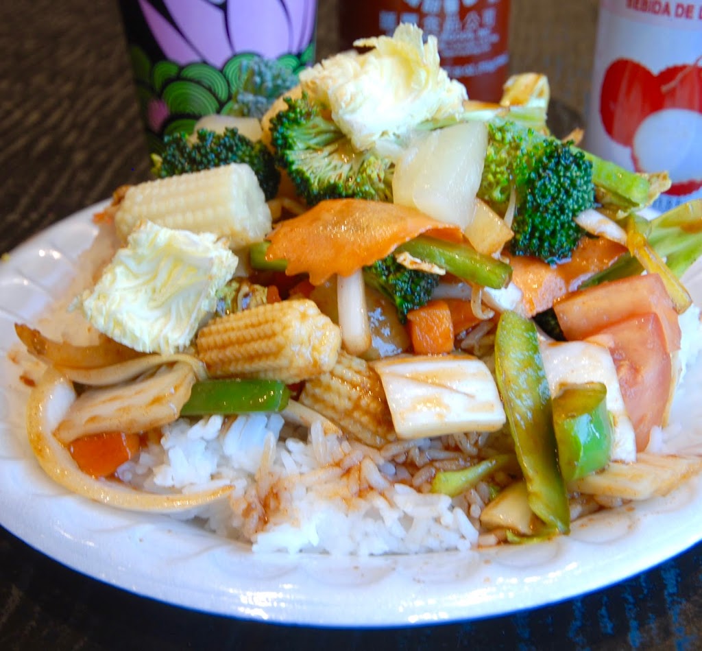 Thai Express | Le Centre de Victoriaville, 481 Boulevard Jutras E, Victoriaville, QC G6P 7H4, Canada | Phone: (819) 604-0731