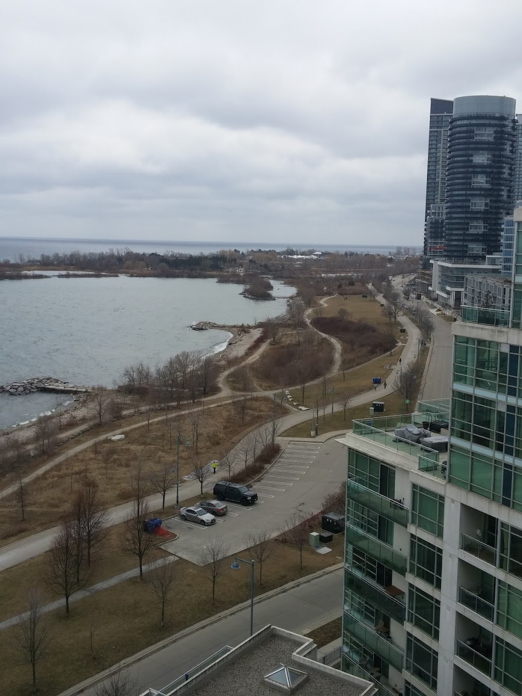 Grenadier Landing | 5 Marine Parade Dr, Etobicoke, ON M8V 4B4, Canada | Phone: (416) 259-6097