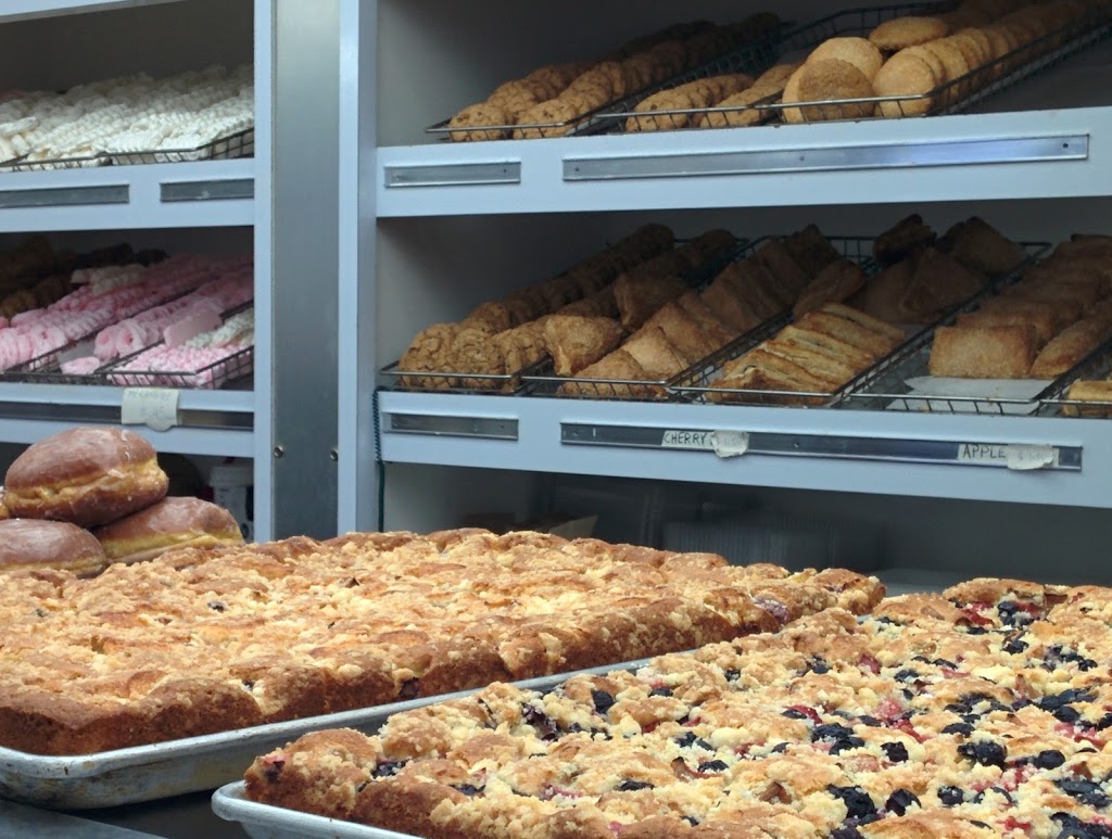 St. Joseph Bakery | 53 Facer St, St. Catharines, ON L2M 5H7, Canada | Phone: (905) 937-4411