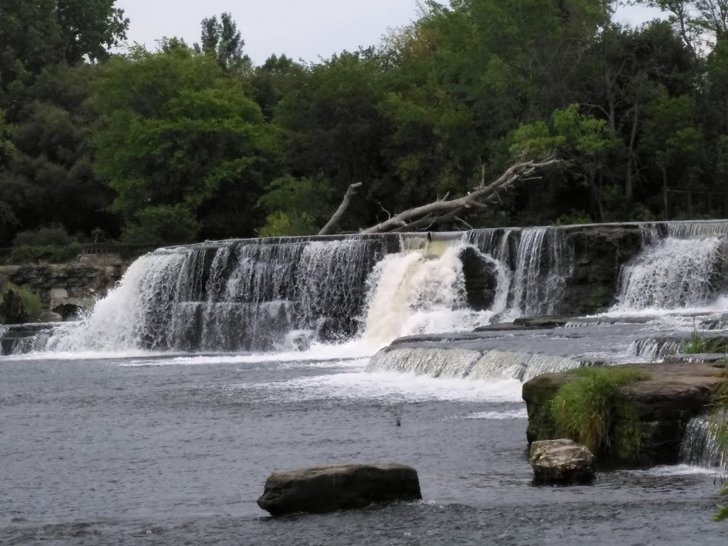 Domaine-de-la-Pêche-au-Saumon | 1 Rue du Pont, Sainte-Martine, QC J0S 1V0, Canada