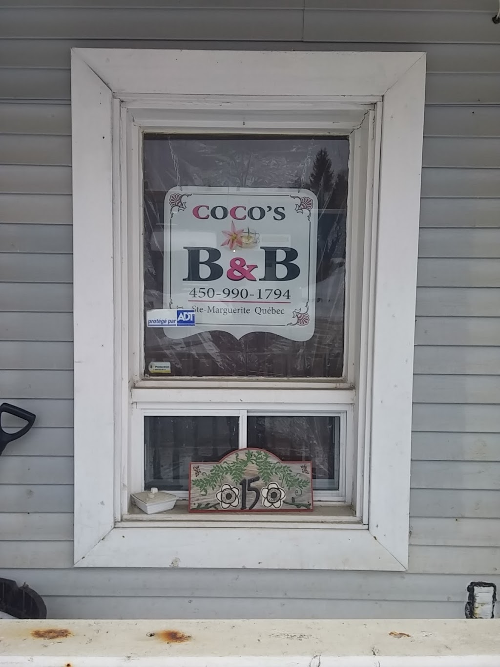 Cocos Bed and breakfast, catering by Philippe | 15 Chemin de Ste Marguerite, Sainte-Marguerite-du-Lac-Masson, QC J0T 1L0, Canada | Phone: (819) 325-2428