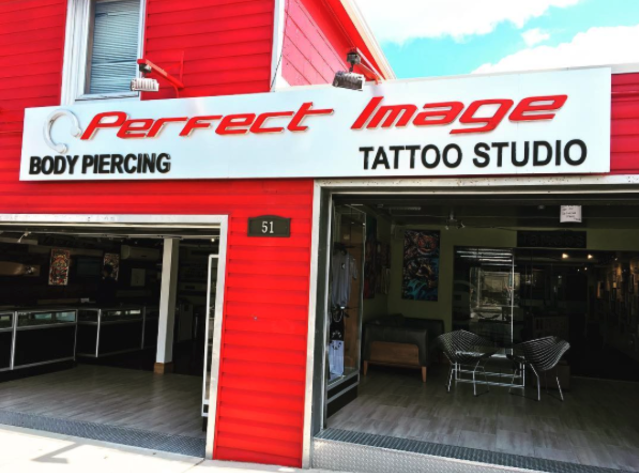 Perfect Image | 51 Main St W, Grand Bend, ON N0M 1T0, Canada | Phone: (519) 238-1649