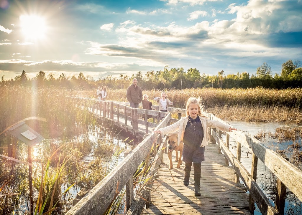 Acorn & Oak Family Photography | Old Highway 2, Trenton, ON K8V 5P5, Canada | Phone: (613) 394-3476