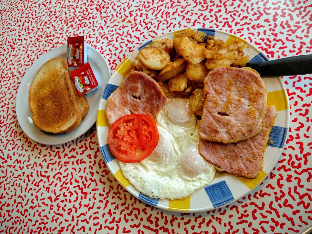 Wimpys Diner | 416 Davis Dr, Newmarket, ON L3Y 2N9, Canada | Phone: (905) 853-5222