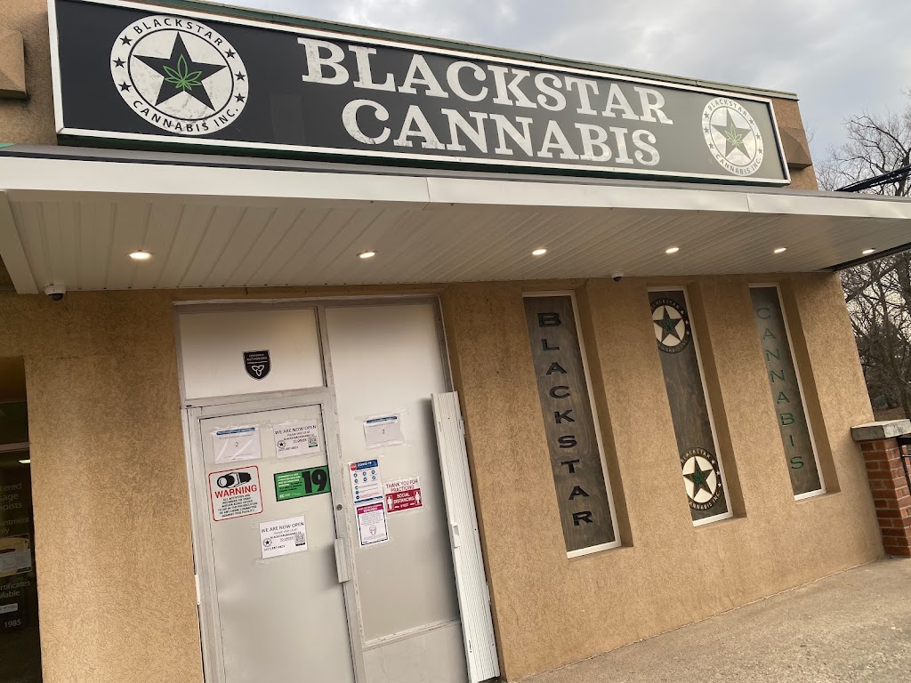 Blackstar Cannabis | 666 Burnhamthorpe Rd, Etobicoke, ON M9C 2Z4, Canada | Phone: (437) 887-0872