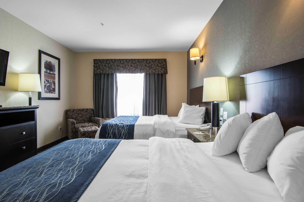 Comfort Inn & Suites | 120 Town Crest Rd, Fort Saskatchewan, AB T8L 0G7, Canada | Phone: (780) 998-4000