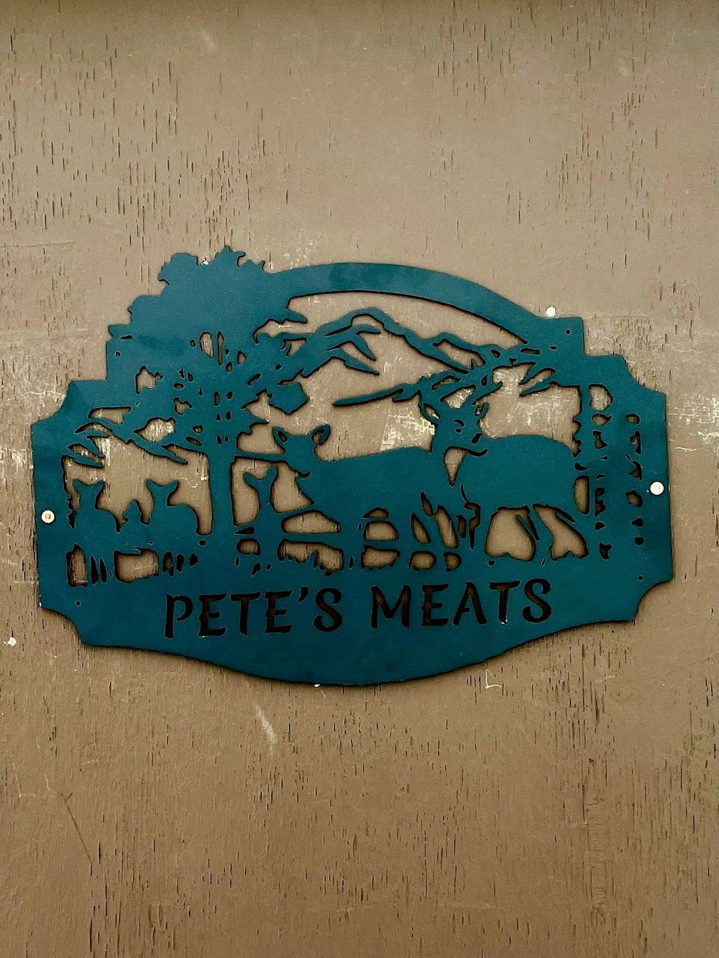 Petes Meats | 183 Plant Rd, Chalk River, ON K0J 1J0, Canada | Phone: (343) 544-5168