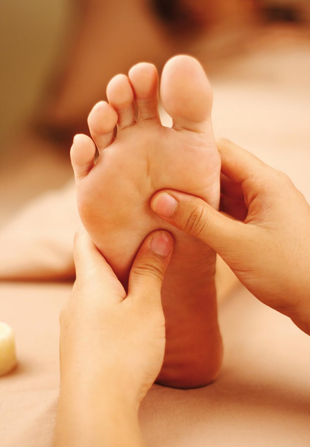 Foot massage and reflexology | 3519 Innes Rd, Orléans, ON K1C 1T1, Canada | Phone: (613) 841-1110