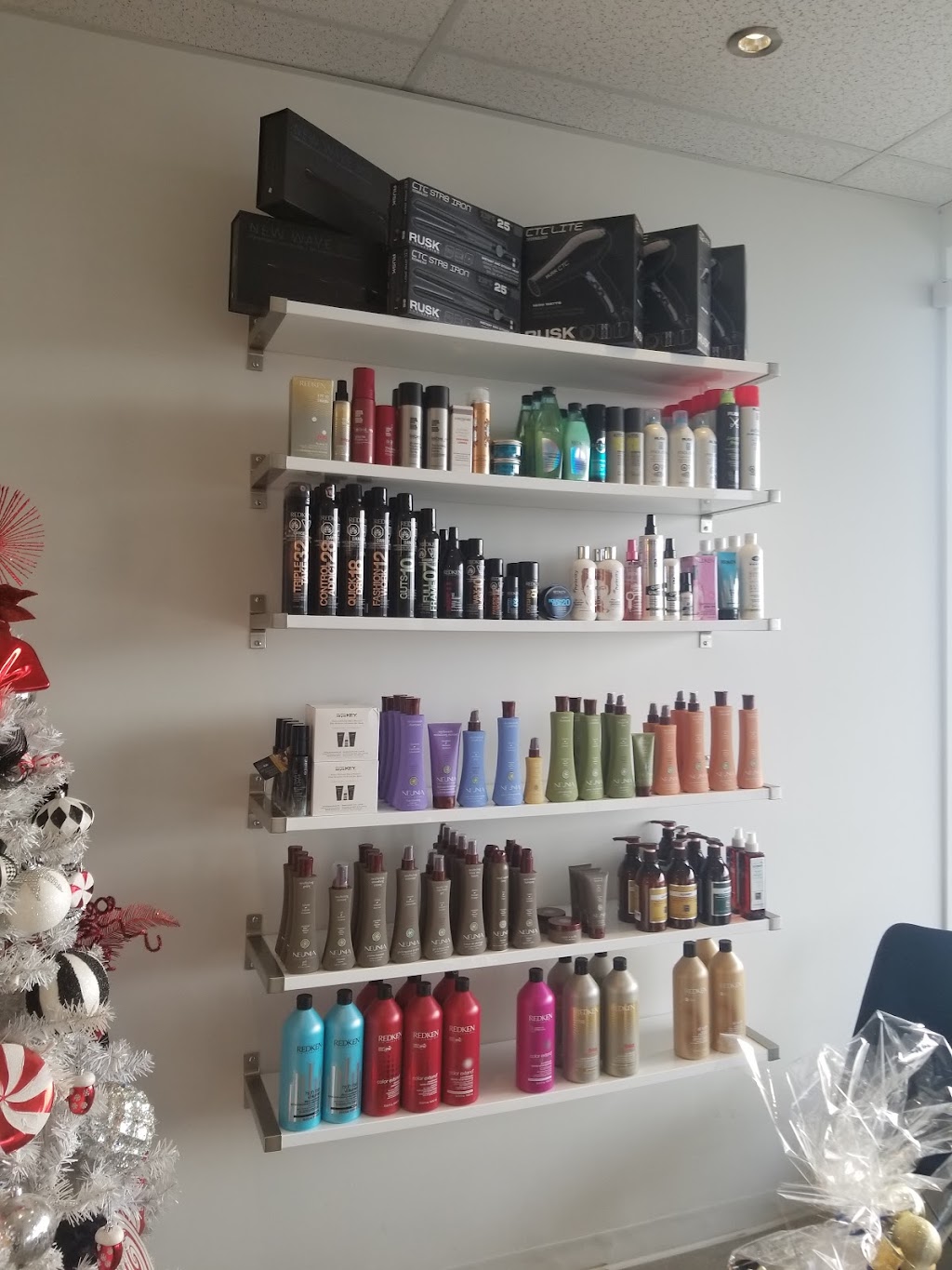 American Style Coiffure | 2317 Bd du Curé-Labelle, Laval, QC H7T 1R3, Canada | Phone: (450) 688-4544