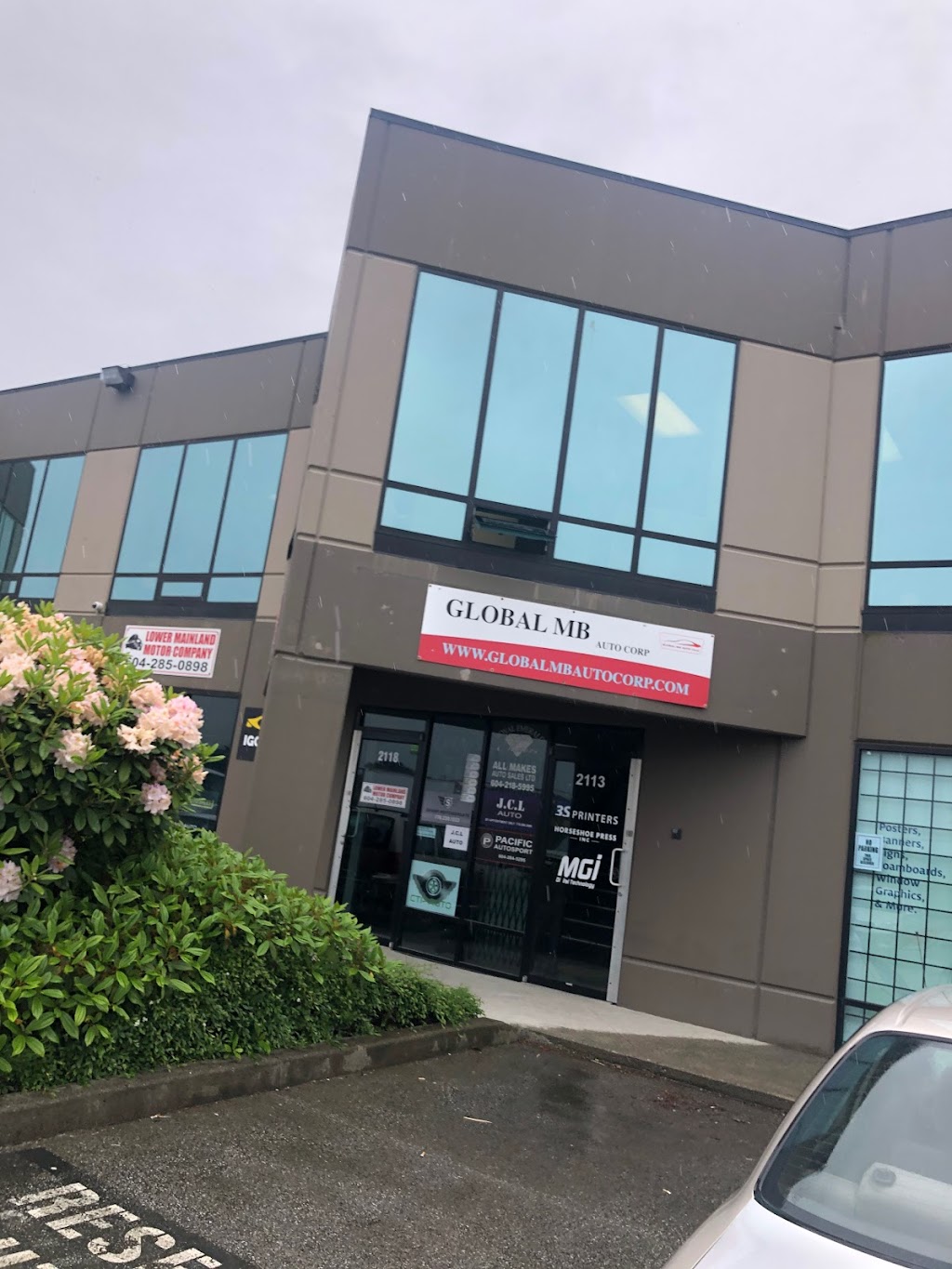 GLOBAL MB AUTO CORP | 21320 Westminster Hwy #2113, Richmond, BC V6V 2X5, Canada | Phone: (604) 725-1302