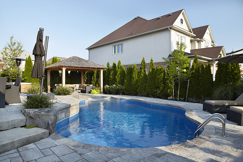 Pioneer Family Pools & Spas | 1020 South Service Rd E, Oakville, ON L6J 2X7, Canada | Phone: (905) 844-7490