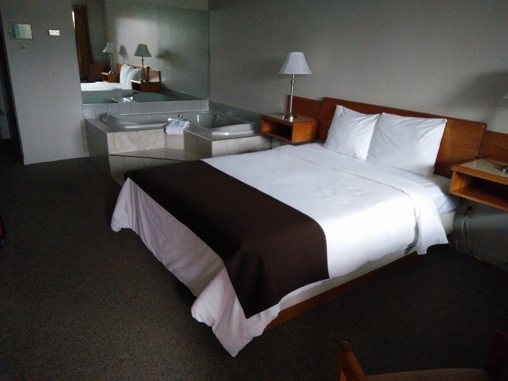 Motel Le Radisson de Val-David | 1480 QC-117, Val-David, QC J0T 2N0, Canada | Phone: (819) 322-2727