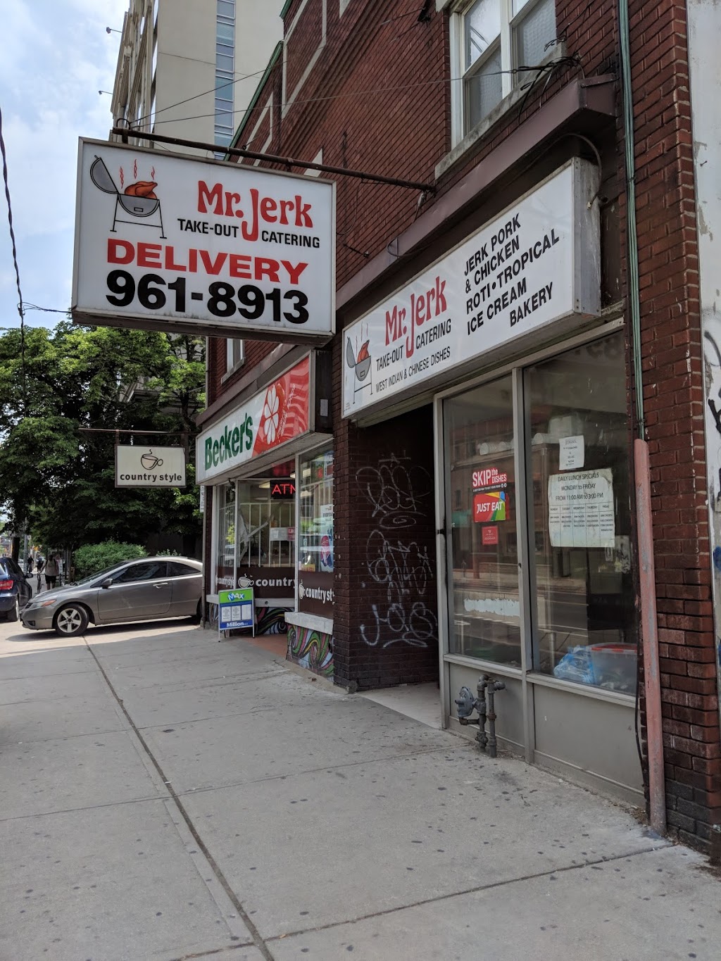 Mr. Jerk | 209 Wellesley St E, Toronto, ON M4X 1G1, Canada | Phone: (416) 961-8913