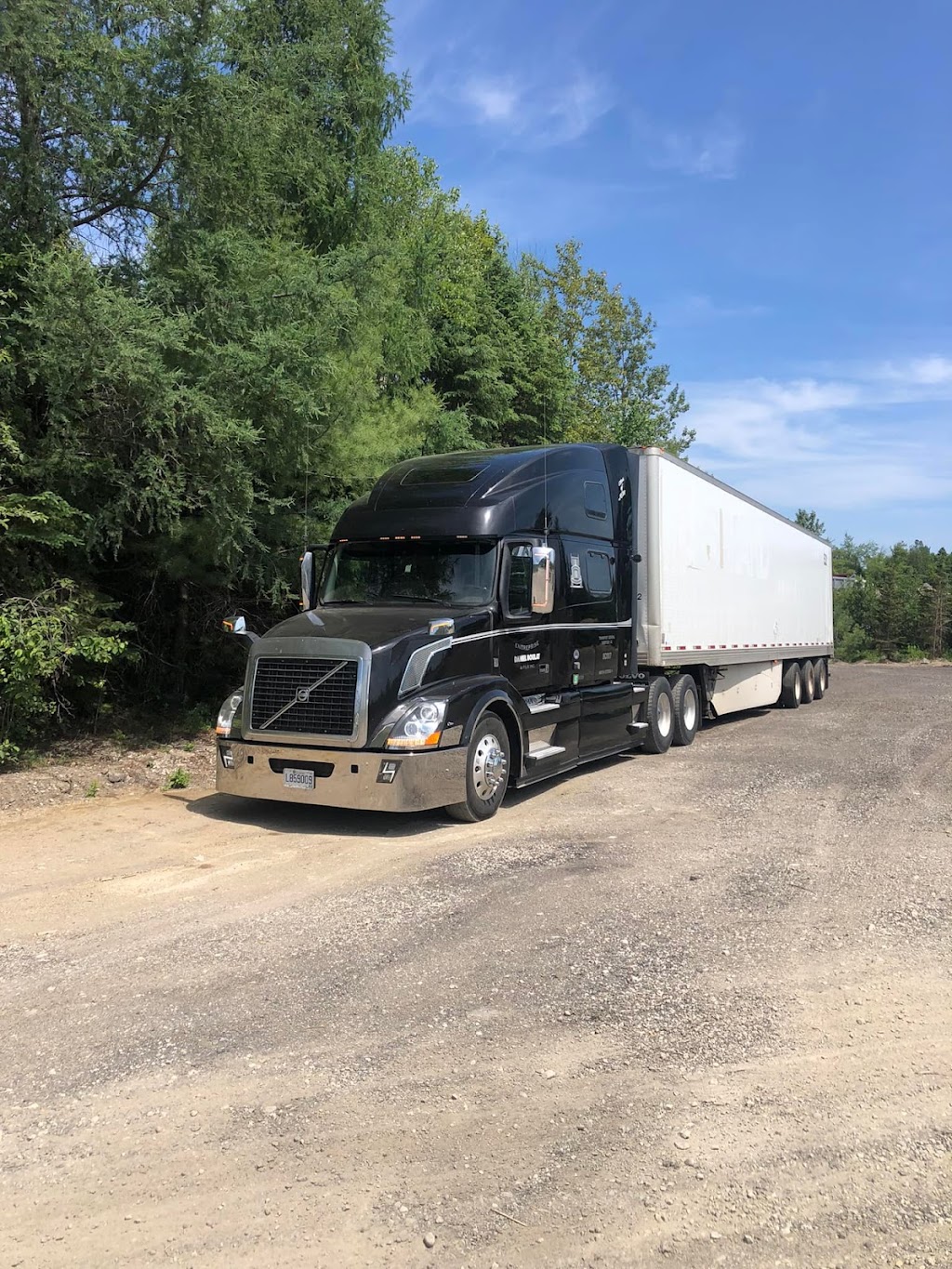 transport Daniel Boulay | 1557 7e Rue, Chertsey, QC J0K 3K0, Canada | Phone: (450) 365-3015