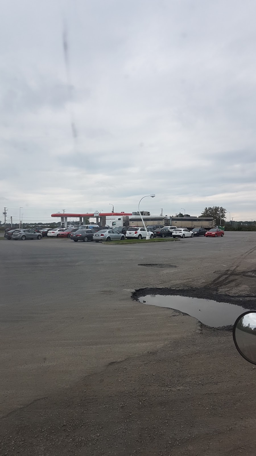 Petro-Canada Gas Station & Petro-Pass Truck Stop | 190 QC-343, LAssomption, QC J5W 4M9, Canada | Phone: (450) 589-6434