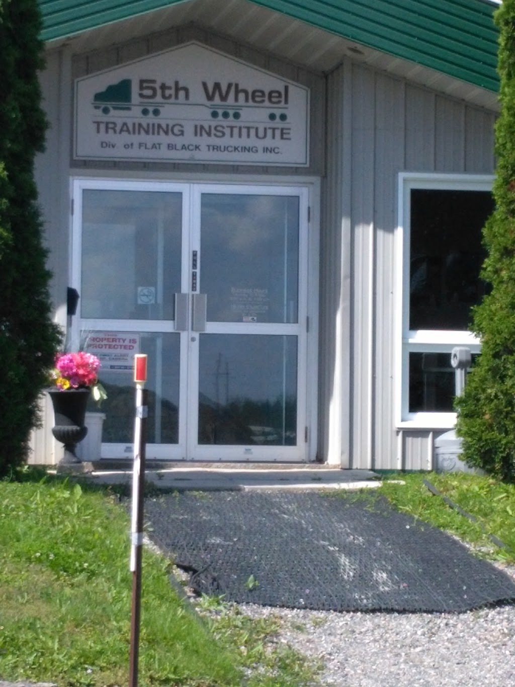 5th Wheel Training Institute - North Bay Timmins Campus | 536 Brazeau Blvd, Temiskaming Shores, ON P0J 1P0, Canada | Phone: (888) 647-7202