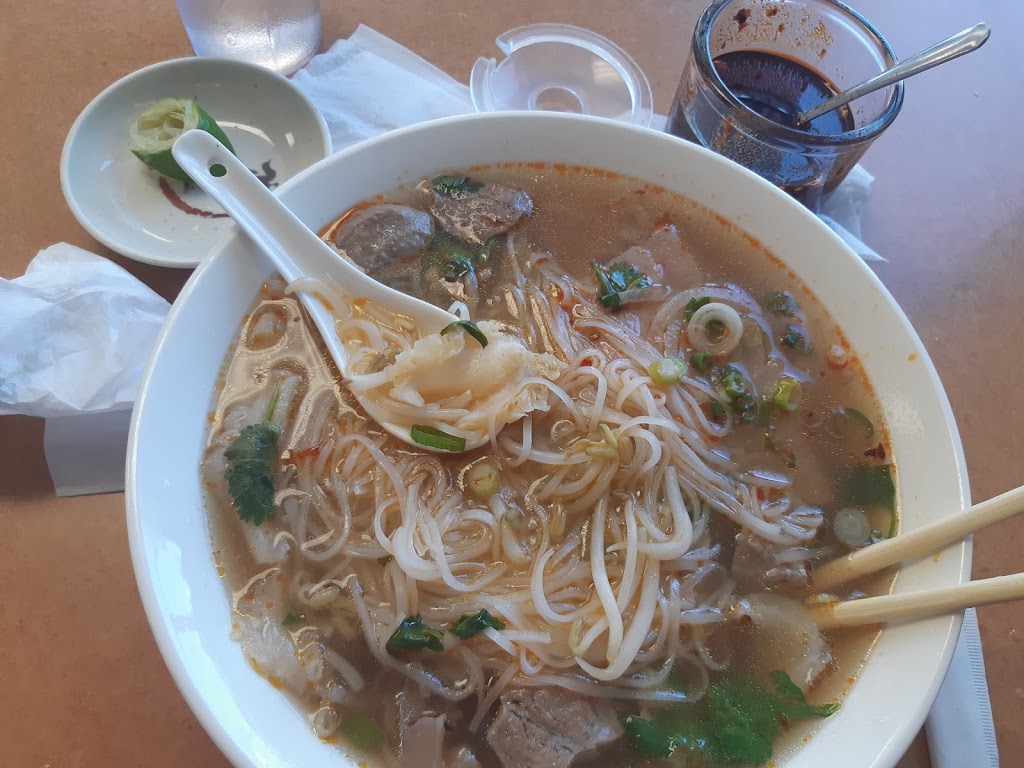 Osoyoos Pho Vietnamese Cuisine | 6511 Main St, Osoyoos, BC V0H 1V3, Canada | Phone: (778) 437-5566