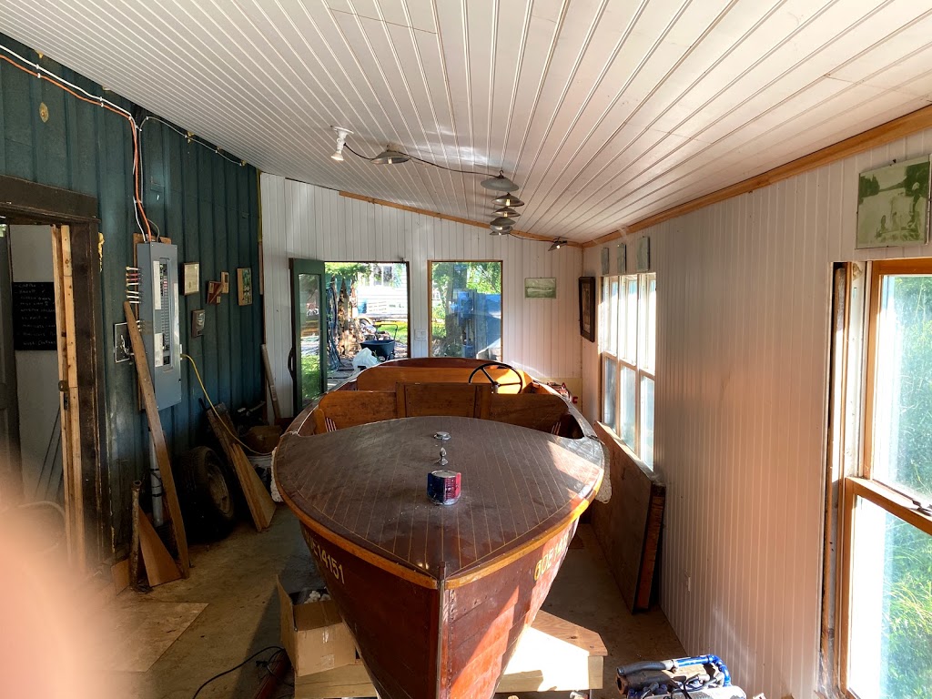 Stan Hunter Boatbuilder | 2757 Muskoka District Road 118 West, Port Carling, ON P0B 1J0, Canada | Phone: (705) 764-0191