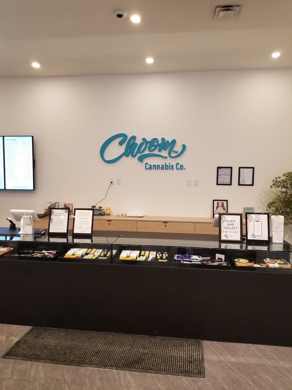 Choom Cannabis Co. | 631 Shawcliffe Gate SW, Calgary, AB T2Y 1W1, Canada | Phone: (587) 393-9095