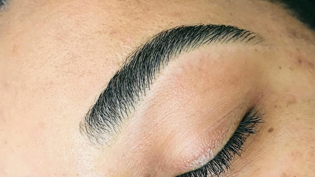 WAXXED Brows & Body Kitchener | 126 Tristan Cres, Breslau, ON N0B 1M0, Canada | Phone: (226) 501-9847