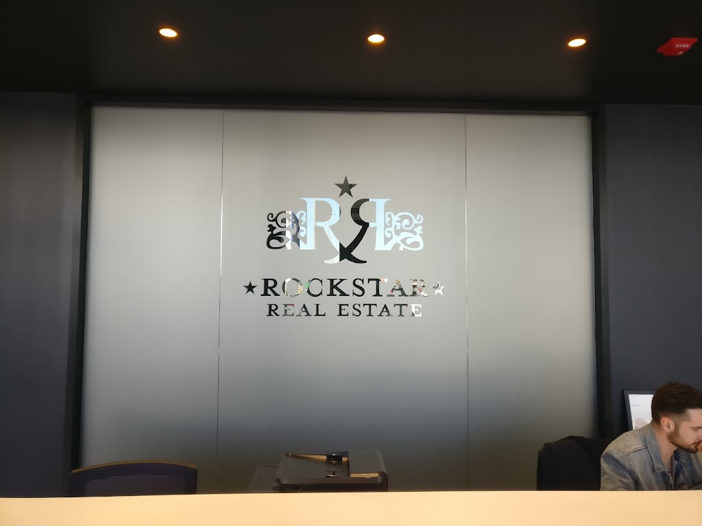 Rock Star Real Estate Inc | 418 Iroquois Shore Rd #103, Oakville, ON L6H 0X7, Canada | Phone: (905) 361-9098