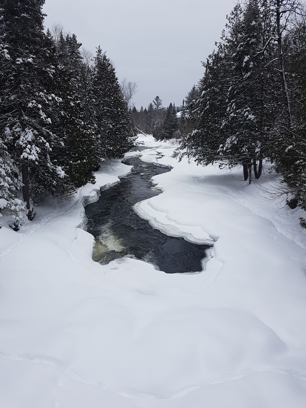 Chalet à louer Les Laurentides Domaine R Monette | Impasse des Rapides, Amherst, QC J0T 2L0, Canada | Phone: (450) 582-2789