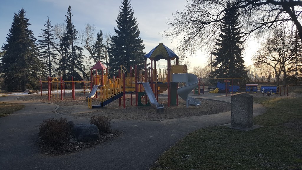 Floden Park | 4209 111 Ave NW, Edmonton, AB T5W 4M7, Canada