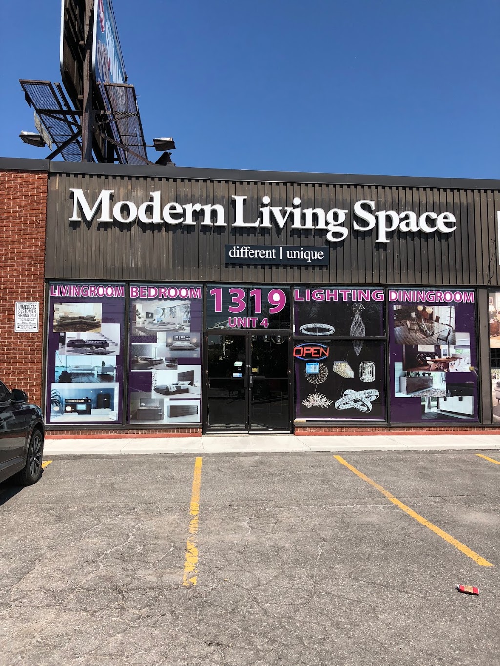 modern living space | 1319 Kennedy Rd #4, Scarborough, ON M1P 2L6, Canada | Phone: (647) 729-7206
