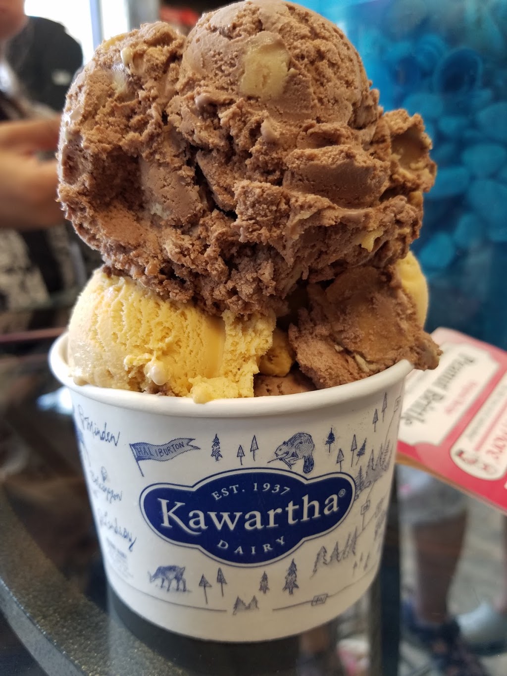 Kawartha Dairy Orillia | 647 Atherley Rd, Orillia, ON L3V 1P1, Canada | Phone: (705) 325-1225