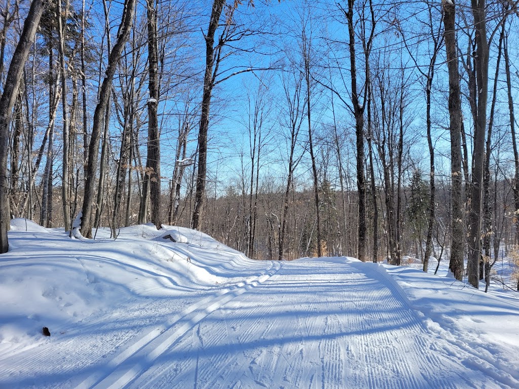 Centre De Ski De Fonds Gai-Luron | 2155 Mnt Sainte-Thérèse, Saint-Jérôme, QC J5L 2L2, Canada | Phone: (450) 224-5302