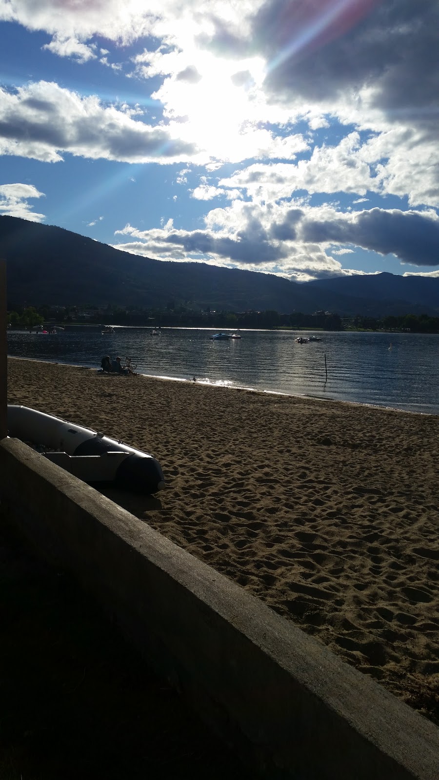 Falcon Resort | 7106 Main St, Osoyoos, BC V0H 1V3, Canada | Phone: (250) 495-7544