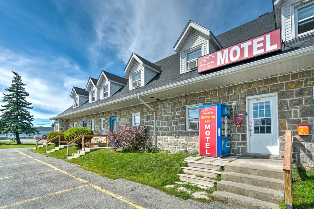 Motel Grande-Ile | 1215 Boulevard Monseigneur-Langlois, Salaberry-de-Valleyfield, QC J6S 1C1, Canada | Phone: (450) 373-9080