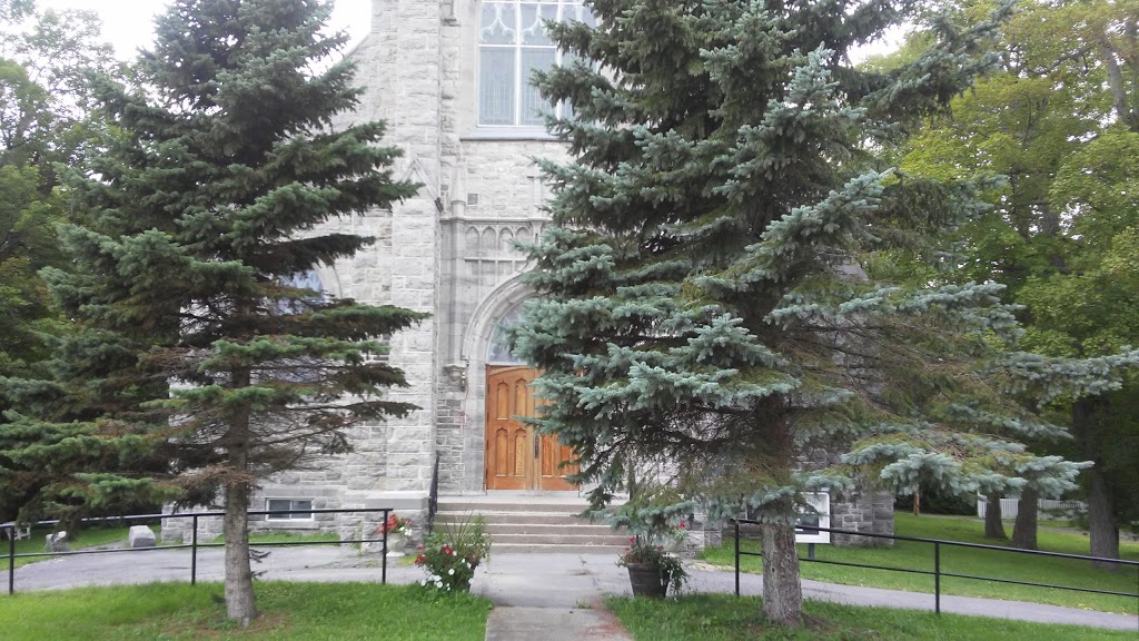 Sacred Heart of Mary Church | RR 1, 15 Hwy 95, Wolfe Island, ON K0H 2Y0, Canada | Phone: (613) 385-2633