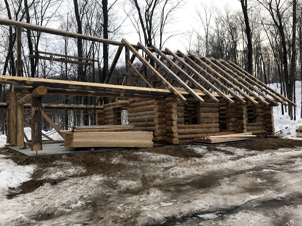 Construction de Chalets bois rond Paul Imhof | 930 Rue Principale, Saint-Stanislas-de-Champlain, QC G0X 3E0, Canada | Phone: (819) 383-1897