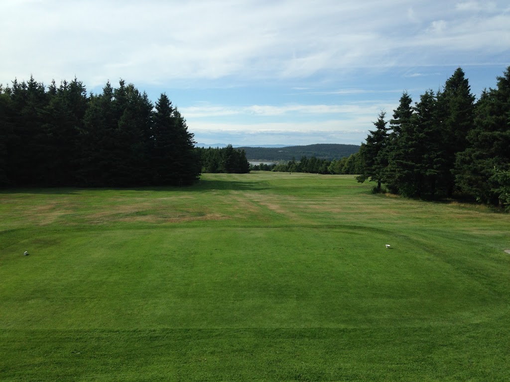 Club De Golf Cacouna | 960 Rue du Patrimoine, Cacouna, QC G0L 1G0, Canada | Phone: (418) 862-9649