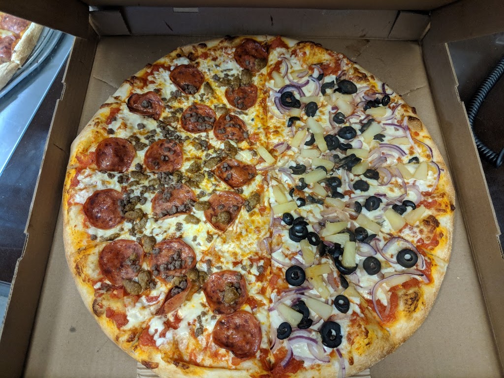 Pizzaville | 9222 Keele St, Concord, ON L4K 5A3, Canada | Phone: (416) 736-3636