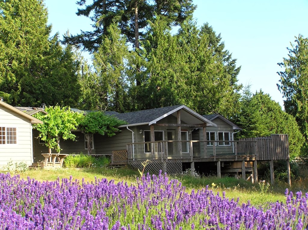 Between the Covers Bed and Breakfast | 160 Sharp Rd, Salt Spring Island, BC V8K 2P6, Canada | Phone: (250) 537-2440