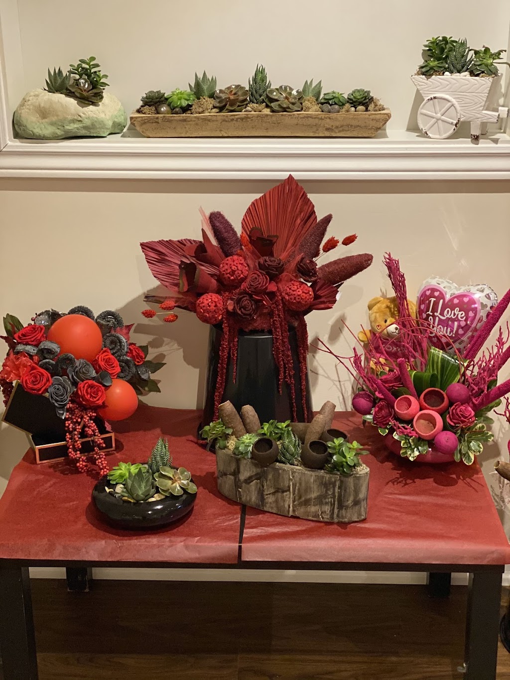 Marvellous Florist | 9 Falling River Dr, Richmond Hill, ON L4S 2P8, Canada | Phone: (647) 889-2022