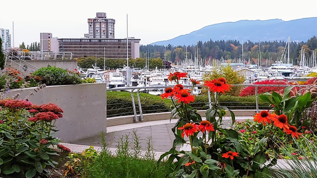 Coal Harbour Park | 323 Jervis St, Vancouver, BC V6C 3P8, Canada | Phone: (604) 718-8222