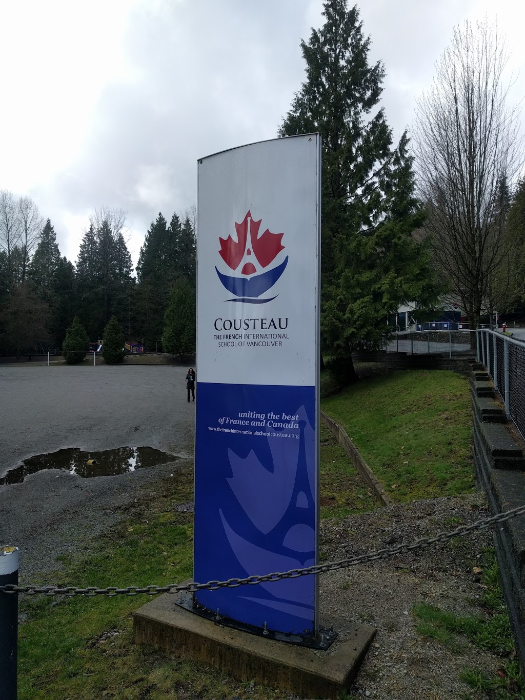 Cousteau School, The French International School of Vancouver | 3657 Fromme Rd, North Vancouver, BC V7K 2E6, Canada | Phone: (604) 924-2457