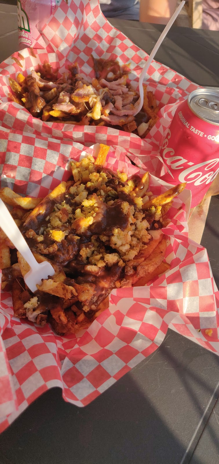 Chip truck | 600-590 Liverpool Rd, Pickering, ON L1W 1R1, Canada