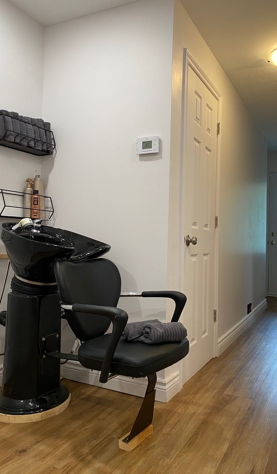 Seoul Medispa and Hair | 6654 Notre-Dame St, Orléans, ON K1C 1H3, Canada | Phone: (613) 606-2121