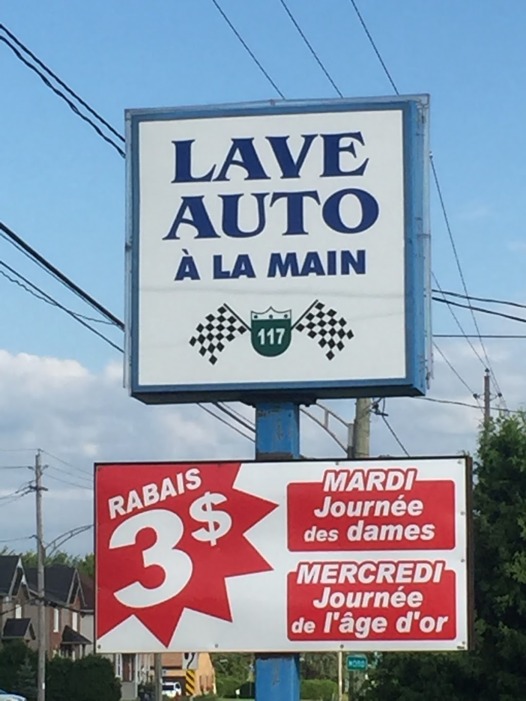 Lave-Auto 117 | 1322A Boulevard Curé-Labelle, Blainville, QC J7C 2N8, Canada | Phone: (450) 435-4976