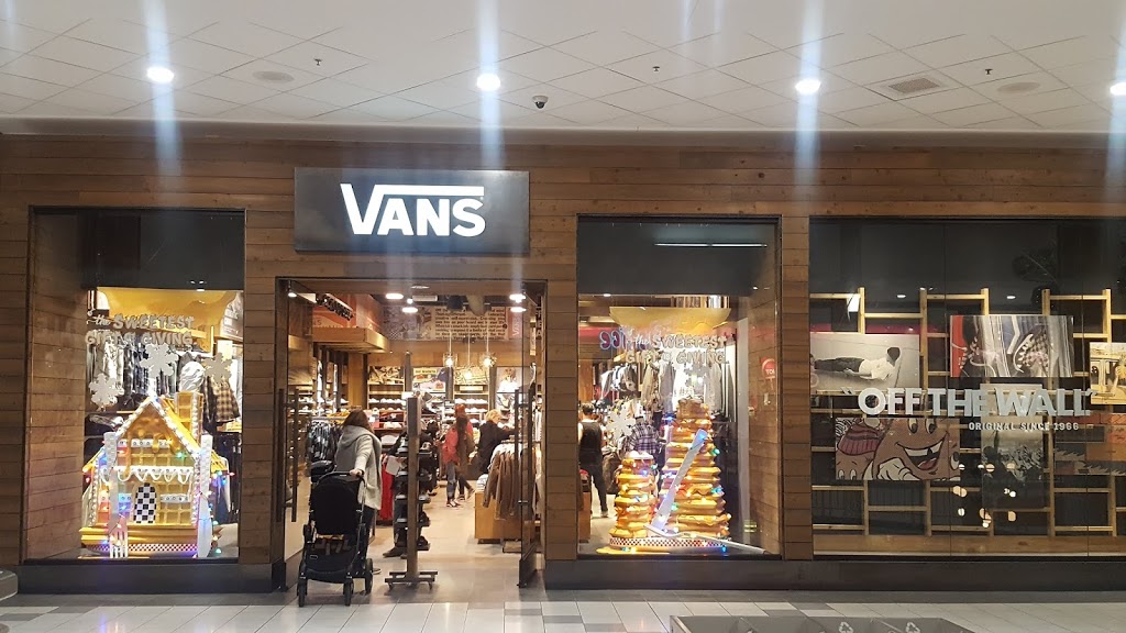 Vans | 900 Maple Ave, Burlington, ON L7S 2J8, Canada | Phone: (905) 631-8383