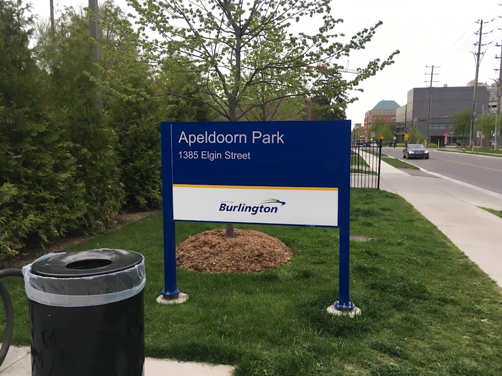 Apeldoorn Park | 1385 Elgin St, Burlington, ON L7S 1E4, Canada | Phone: (905) 332-1996