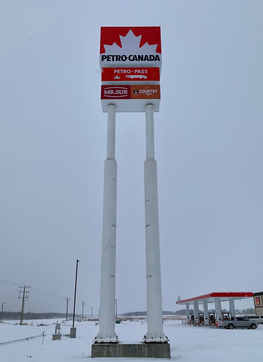 Nakota Crossing Petro-Canada | AB-43, Glenevis, AB T0E 0X0, Canada | Phone: (780) 967-0841