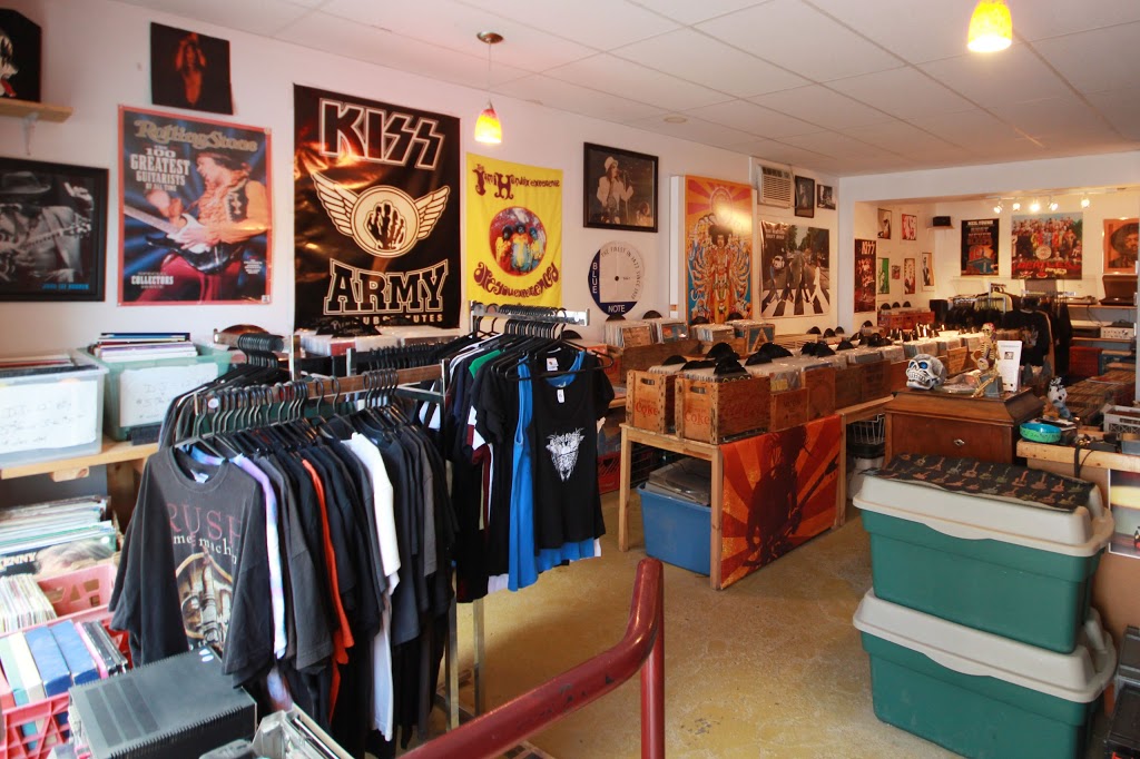 Vinyl Destination | 107 Brock St W, Merrickville, ON K0G 1N0, Canada | Phone: (647) 225-8815