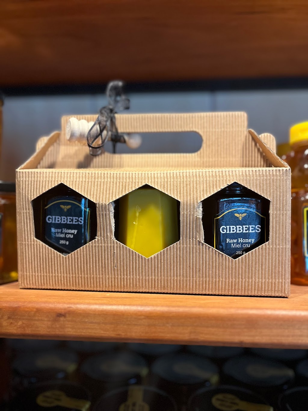 Gibbees Raw Honey | 6349 Herberts Corners Rd, Ottawa, ON K4P 1H3, Canada | Phone: (613) 222-5492