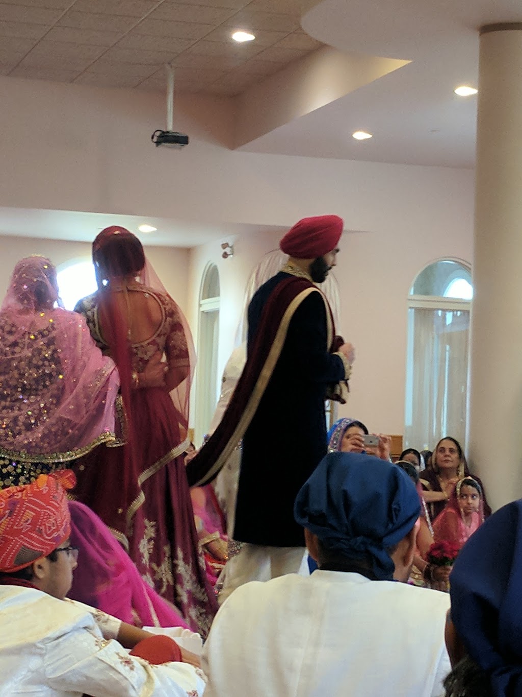 Mission Sikh Temple | 32086 Rai Ave, Mission, BC V2V 1A4, Canada | Phone: (604) 820-0344